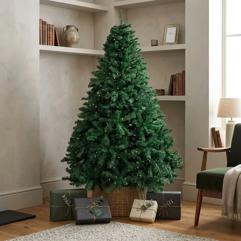 Falabella: Arbol De Navidad Robusto 2.10 M Verde 1300 Ramas Jardimex — imagen 1