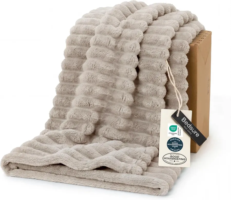 Manta Polar Ultrasuave Beige de 127 x 152 cm para Sofá — imagen 1